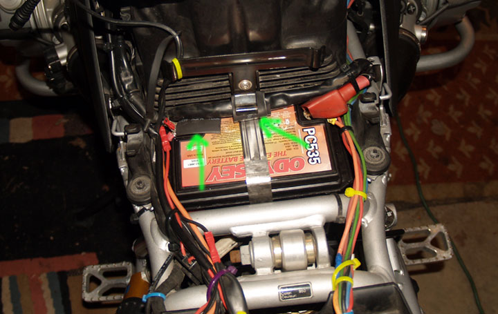R1200_GS_Battery_Swap